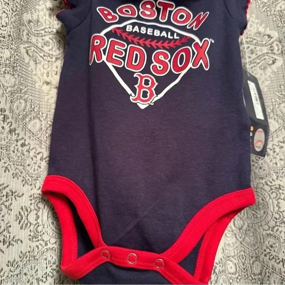 Boston Red Sox Unisex Bodysuit - Picture 5 of 6